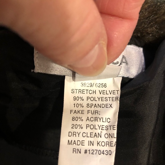 ELEGANT VELVET AND FAUX FUR OFF THE SHOULDER FULL LENGTH GOWN - Picture 12 of 16